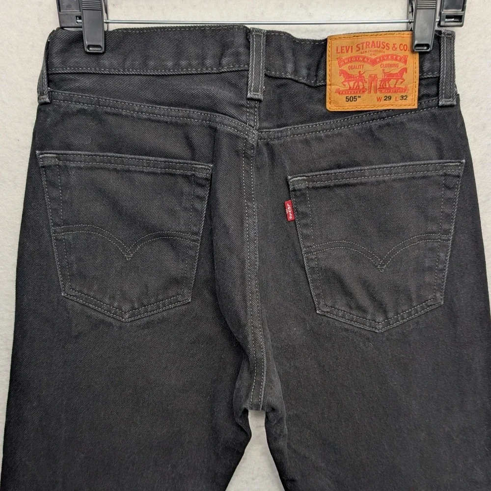 Levis opening machine